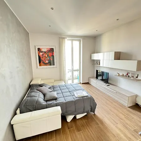 아파트 Portello House